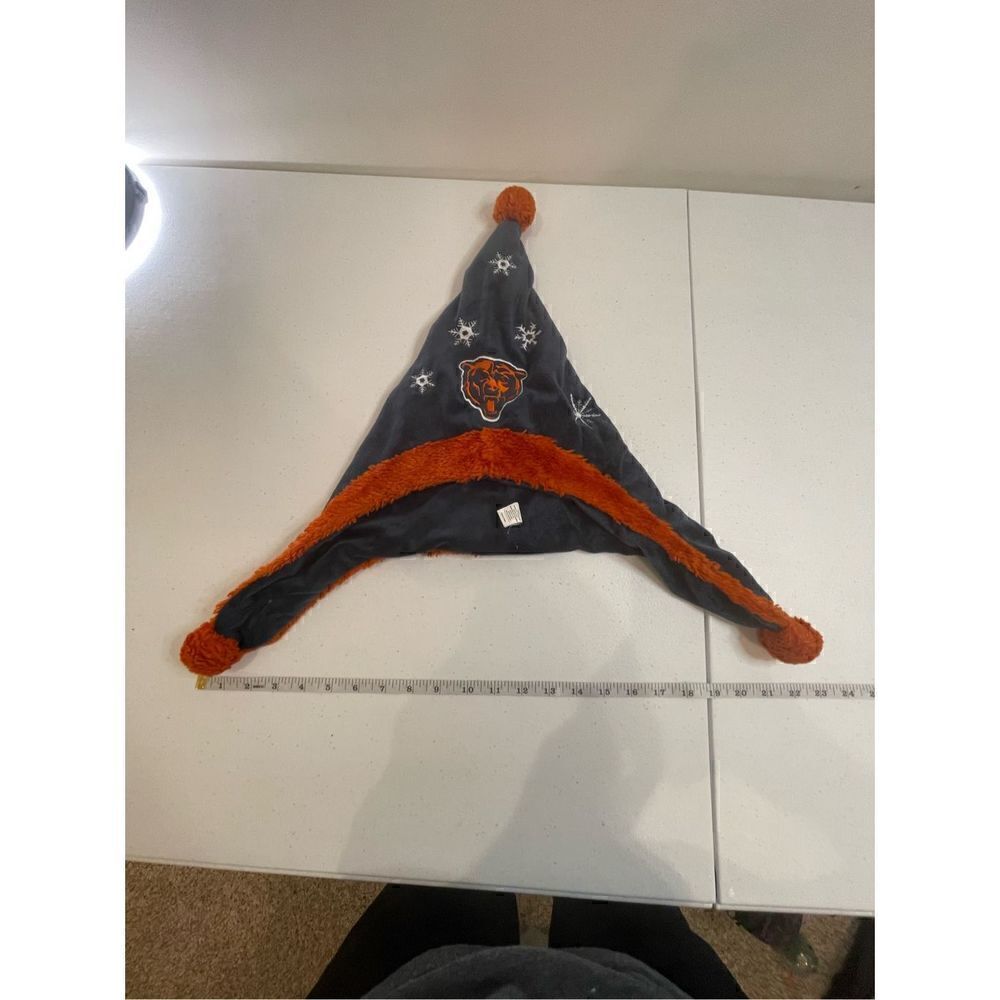 Women’s Chicago Bears shirt and hat large L - Picture 7 of 10